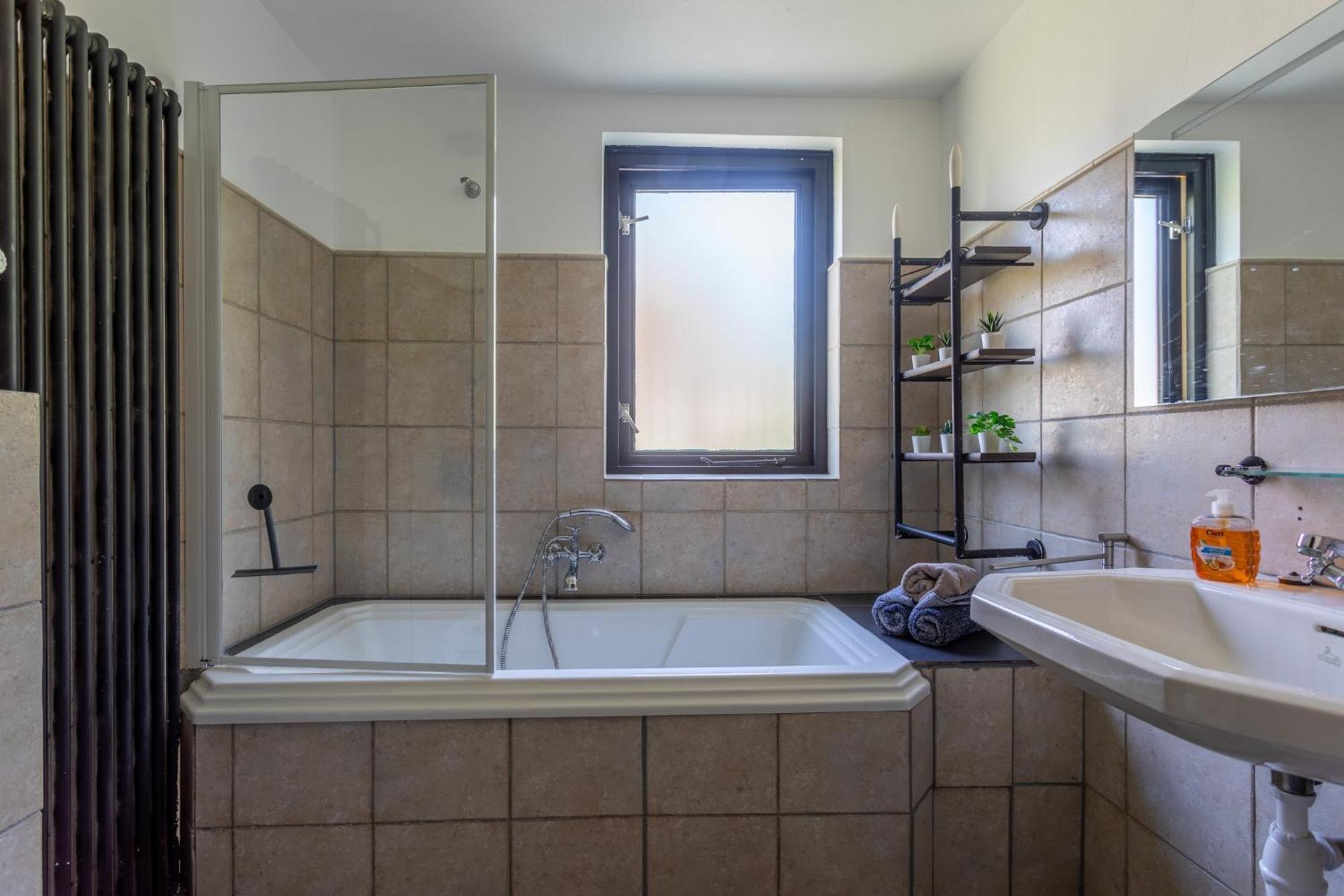 La Casa Pacha Mama Sauna En Hottub Ewijk ภายนอก รูปภาพ